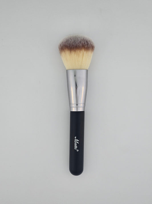 Matto Fluffy, Rounded Powder Brush | Perfect for Setting & Blending - Lotshop.pk