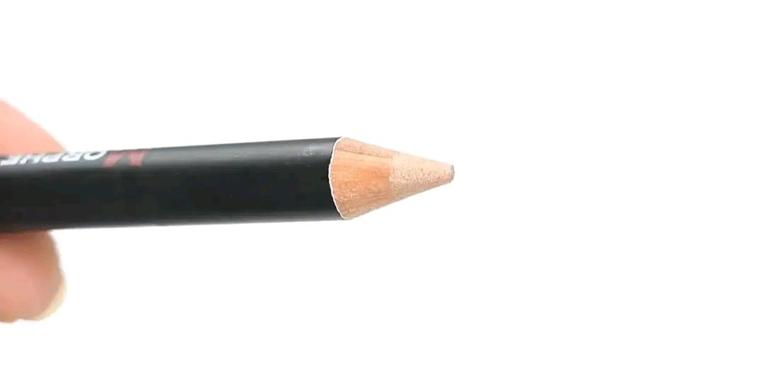 Morphe Highlighter Pencil illuminance Available at Lotshop.pk