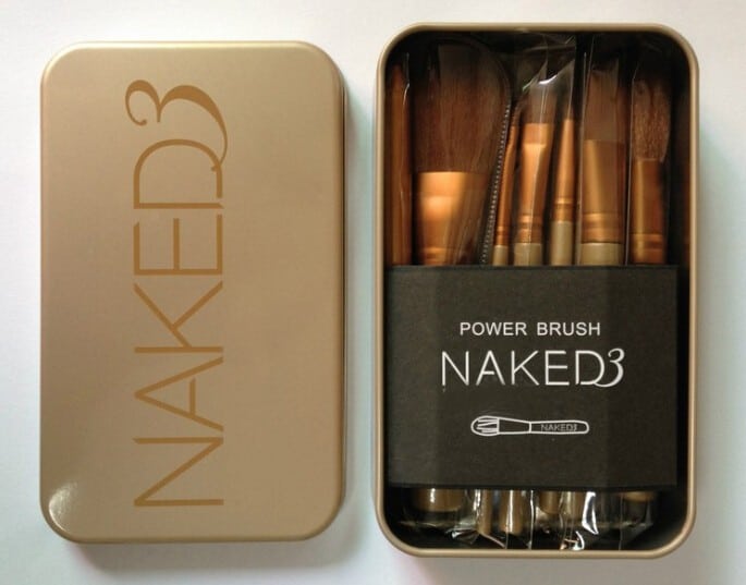 Naked3 Professional Makeup Brushes 12 Pieces With Metal Box(The box is a little deformed) but branded - Lotshop.pk