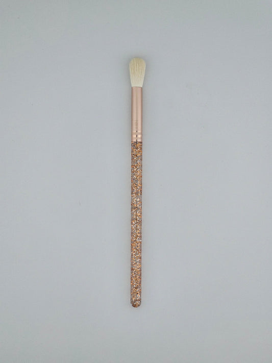 NIRE Glitter Rose Gold Blending Brush - Luxurious Blending & Effortless Precision - Lotshop.pk