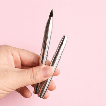 Professional Retractable Lip Brush – Flawless Lip Application - Lotshop.pk