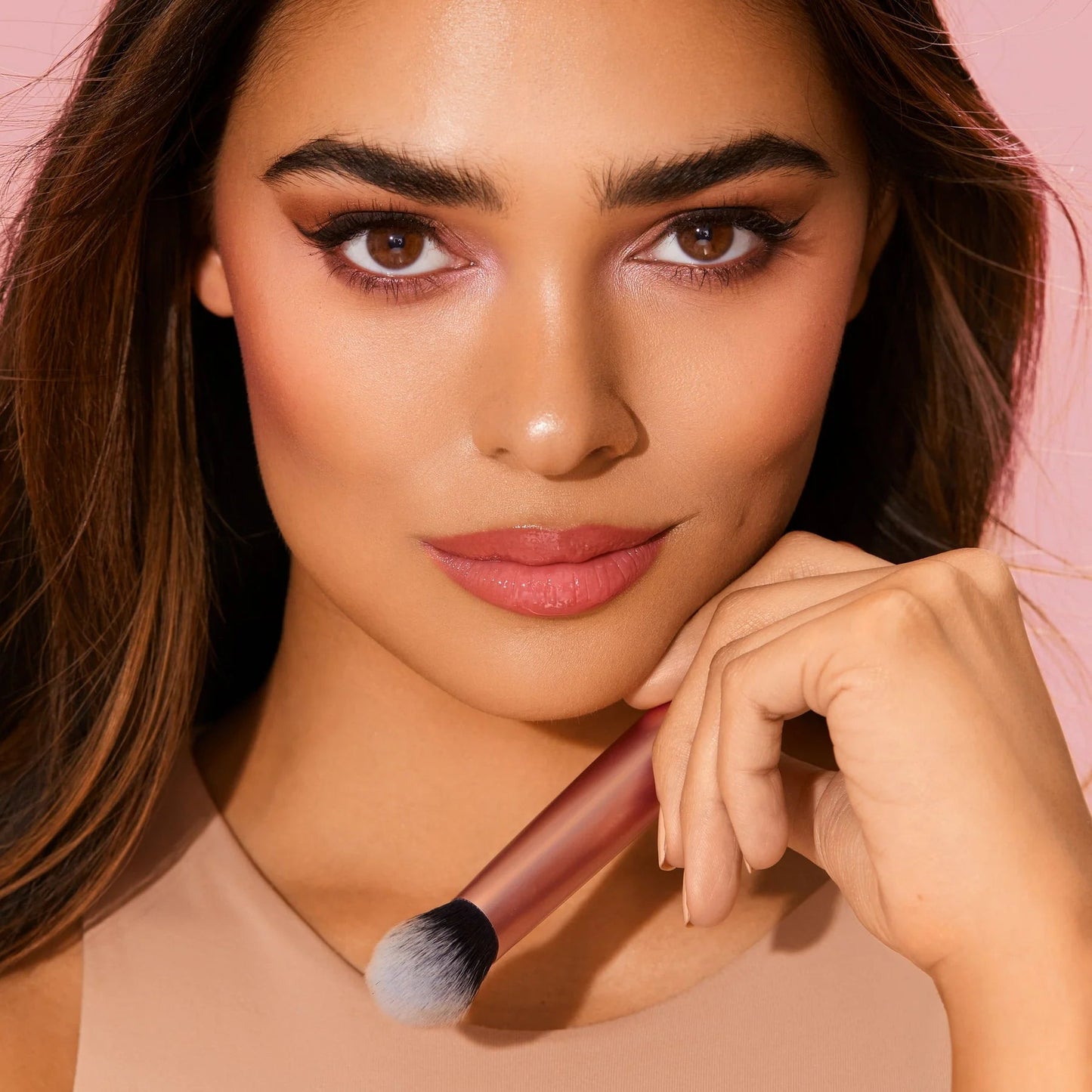 Real Techniques Expert Face Brush – RT 200 Foundation Brush - Lotshop.pk