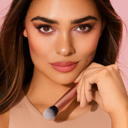 Real Techniques Expert Face Brush – RT 200 Foundation Brush - Lotshop.pk