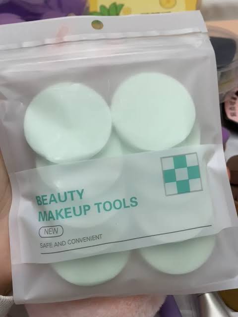 Reusable Makeup Sponge Puffs for Foundation and Powder Online Pakistan