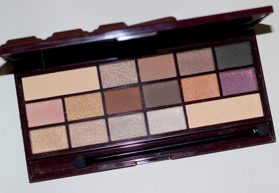 Revolution Wonder Palette I Heart Chocolate - Lotshop.pk