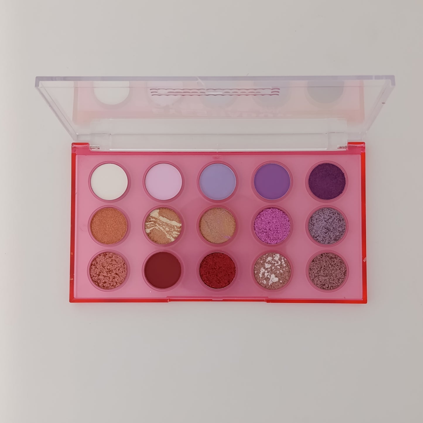 Ushas 15-Color Eyeshadow Palette – Highly Pigmented Matte & Shimmer Eye Makeup