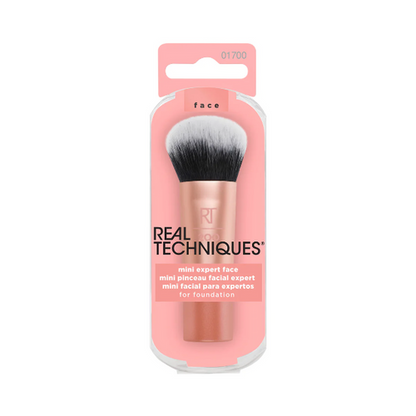 Real Techniques Mini Expert Face Brush RT-200 – Travel-Size Foundation Tool | Airbrushed Finish On-the-Go