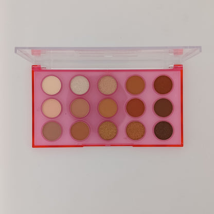 Ushas 15-Color Eyeshadow Palette – Highly Pigmented Matte & Shimmer Eye Makeup
