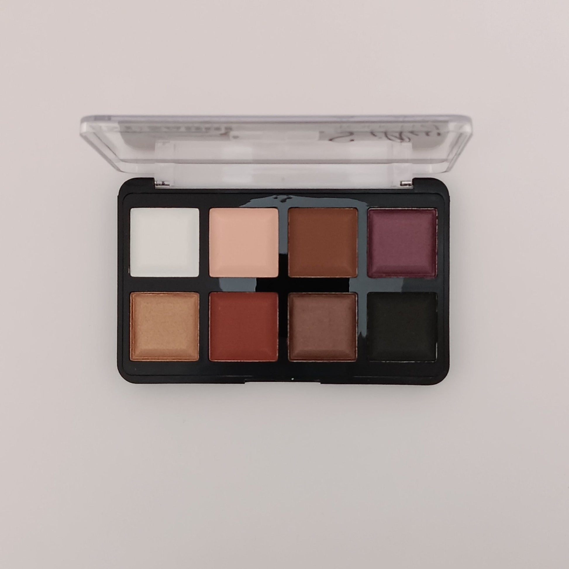 SABBI silly touch 8 - Color Matte & Shimmer Eyeshadow Palette – Stunning Eye Looks - Lotshop.pk