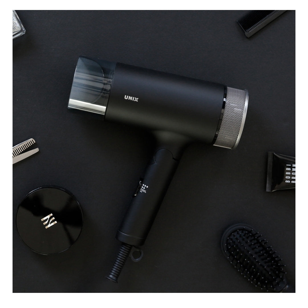UNIX 1700W professional hair dryer price online in Pakistan with powerful airflow and cool air function