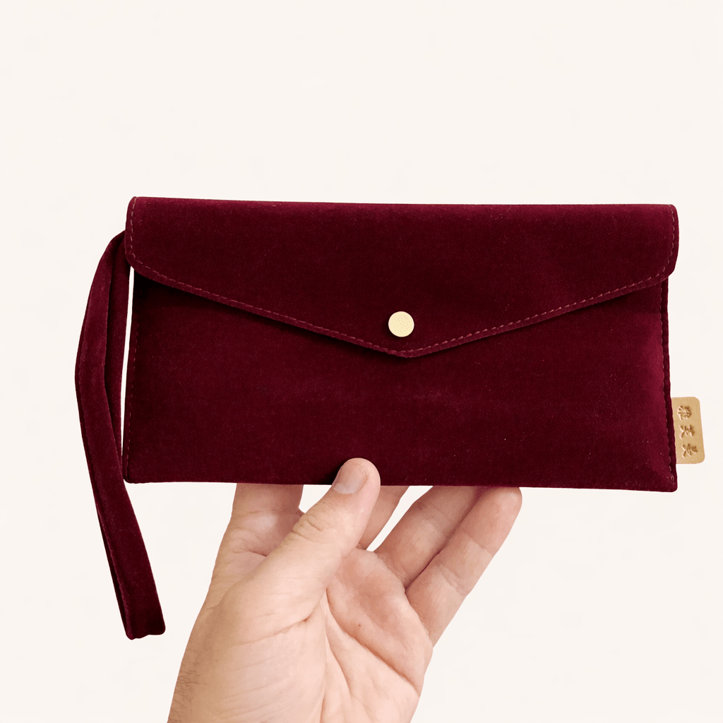 Velvet Luxe 7 - Piece Makeup Brush Set with Pouch – Premium Face & Eye Kit - Lotshop.pk