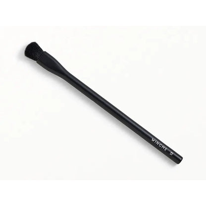 WINGME No. 13 Flat Eyeshadow Brush price online in Pakistan for eyeshadow, concealer and precision blending